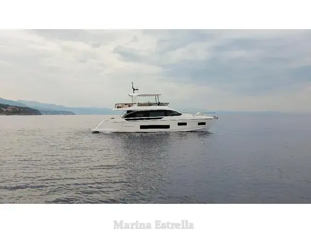 Azimut 62