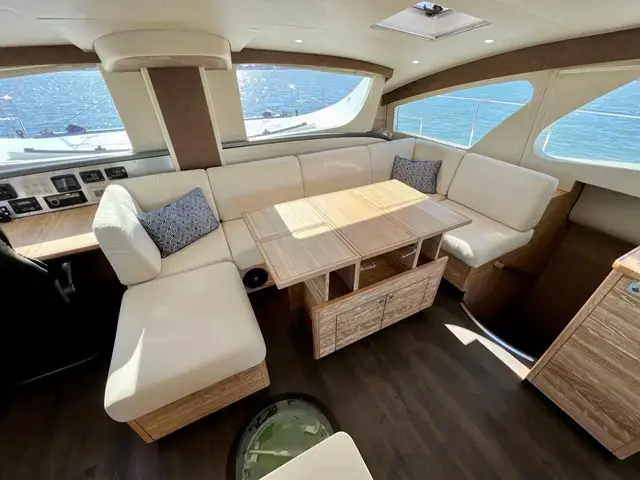 Xquisite Yachts X5