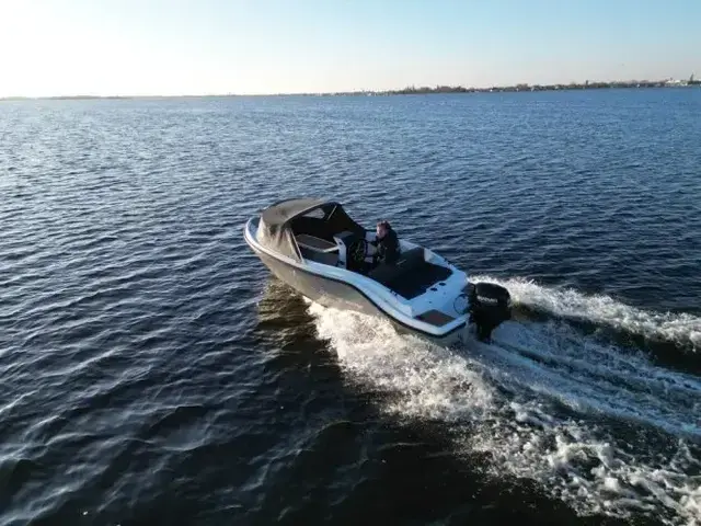 Corsiva 505 Tender