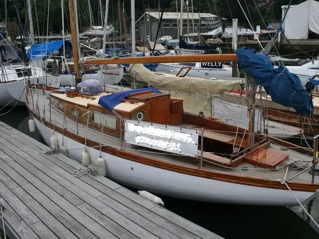 Classic boats Buchanan Bonito Bermudan Sloop