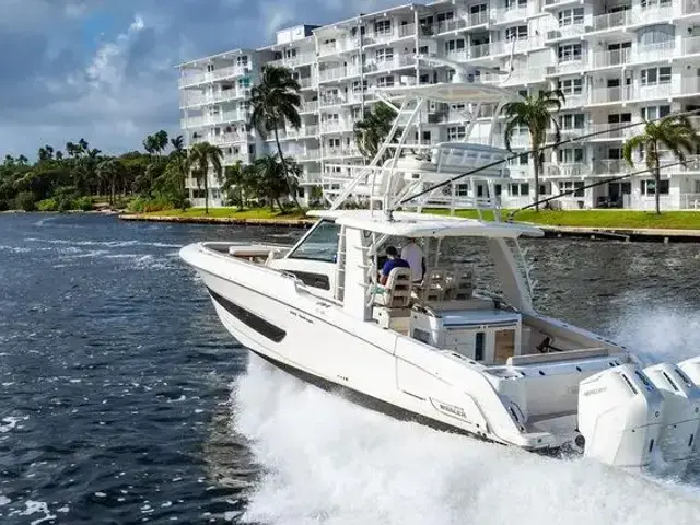 Boston Whaler 420 Outrage