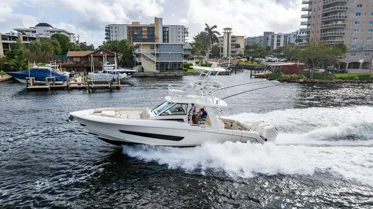 2022 Boston Whaler 420 outrage