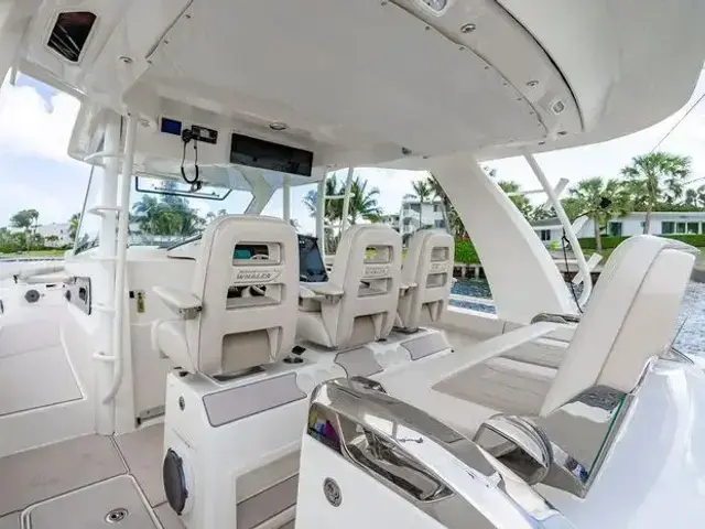 Boston Whaler 420 Outrage