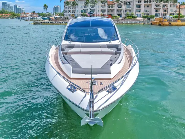 Sunseeker Predator 65