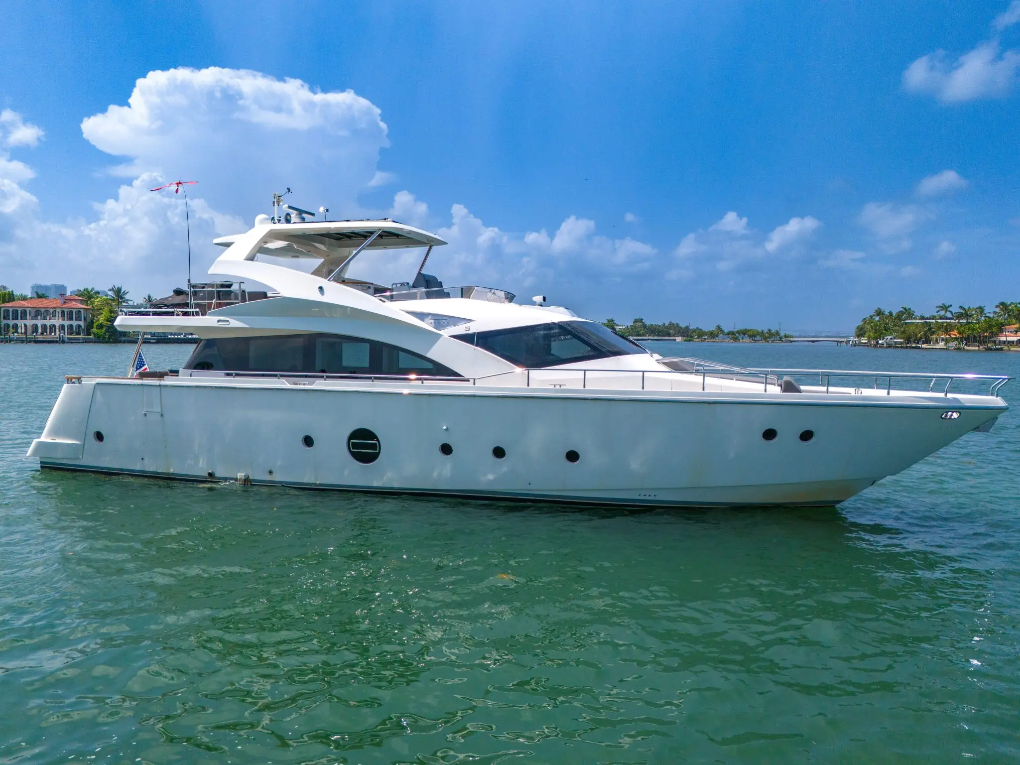 2008 Azimut 75 flybridge