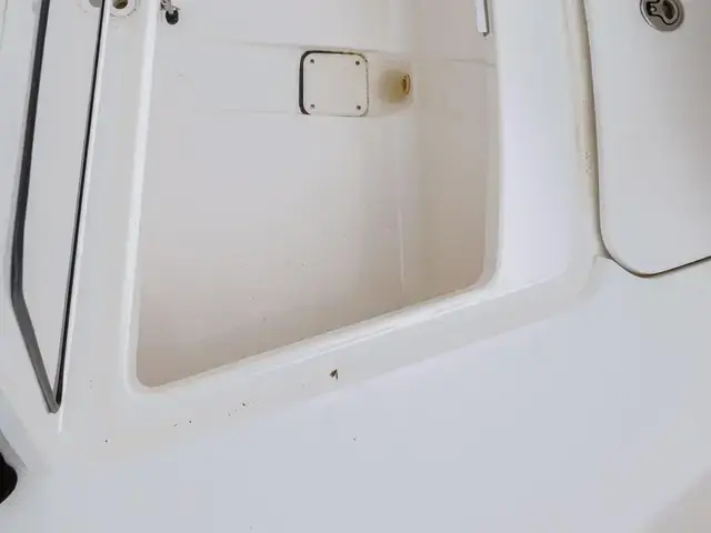 Boston Whaler 320 Outrage