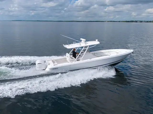 Intrepid 327 Center Console