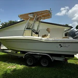 2012 Scout 210 Sportfish