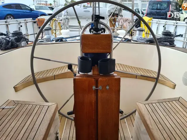 Hallberg Rassy 45