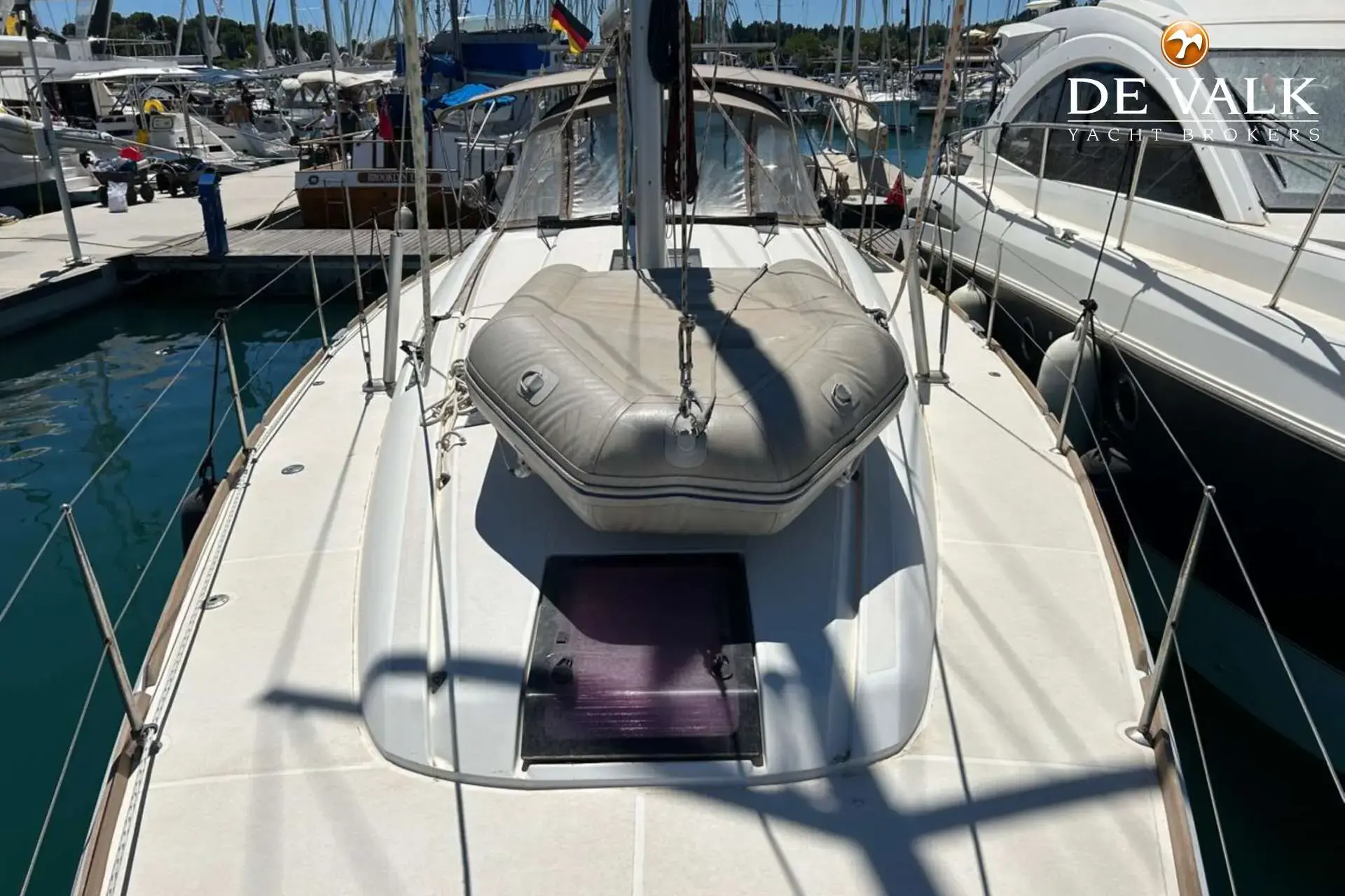 2012 Jeanneau sun odyssey 439