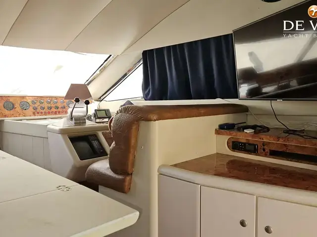 Sunseeker Caribbean 52