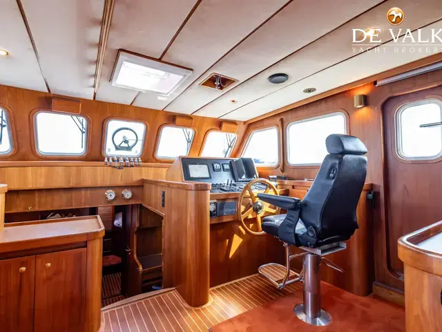 Altena Blue Water Trawler 58