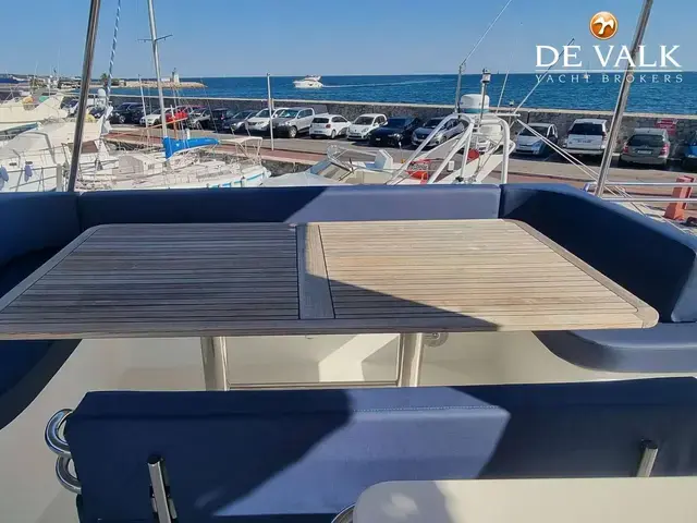 Fountaine Pajot Queensland 55