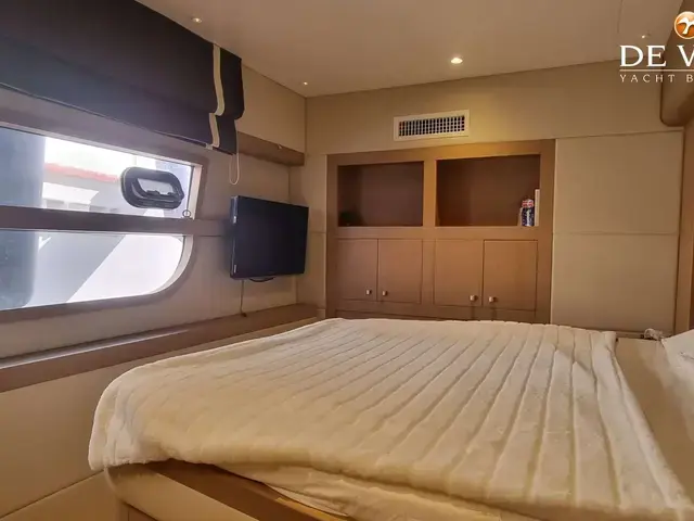 Fountaine Pajot Queensland 55