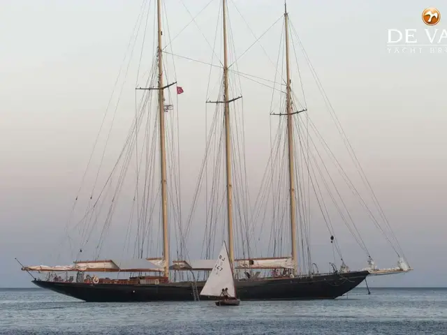 Van der Graaf Classic Schooner