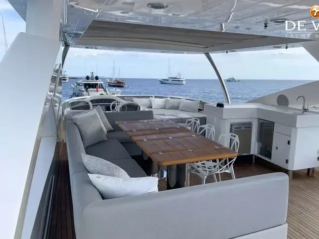 Sunseeker Yacht 86