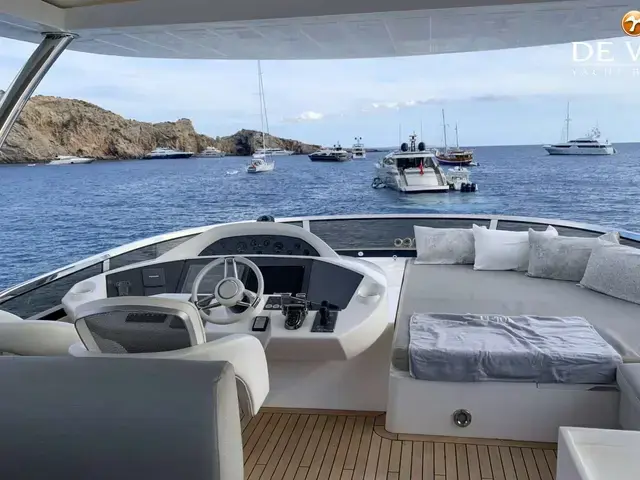 Sunseeker Yacht 86