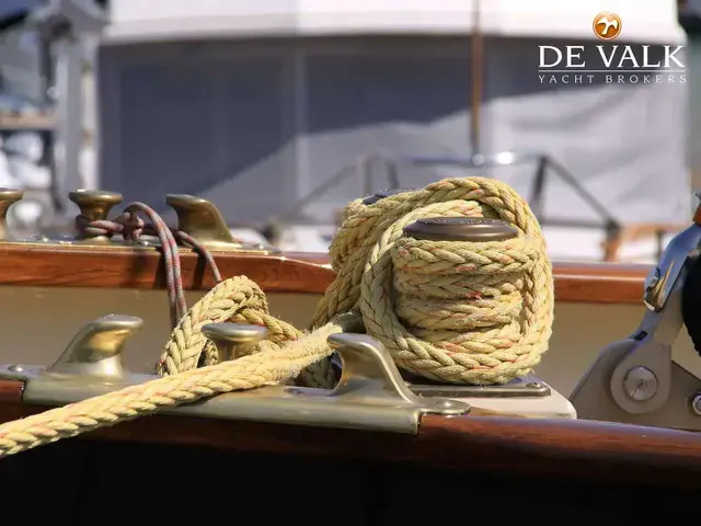 Van der Graaf Classic Schooner