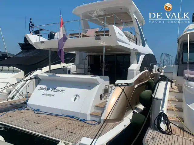 Azimut 66