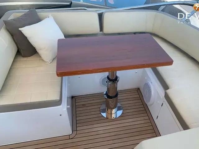 Azimut 66