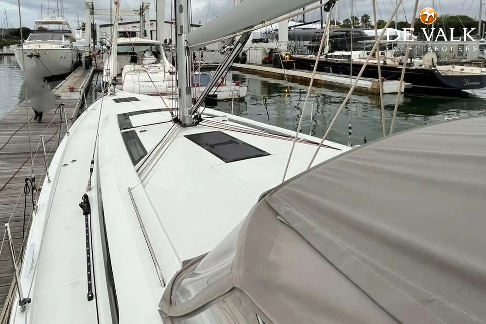 2022 Beneteau oceanis 51.1