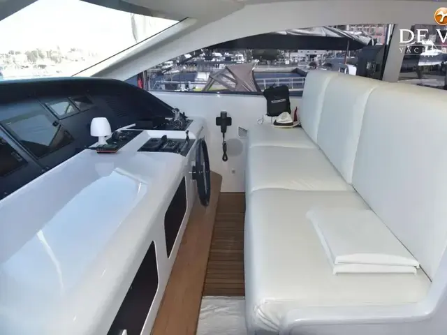 Mangusta 72