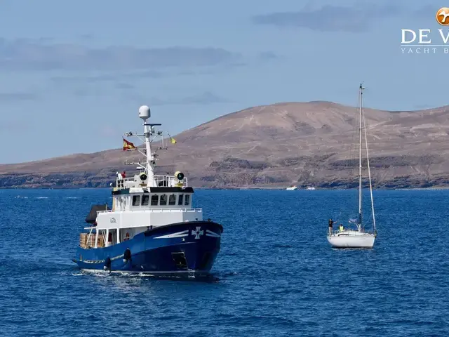 Explorer Motor Yacht