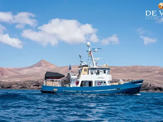 Explorer Motor Yacht