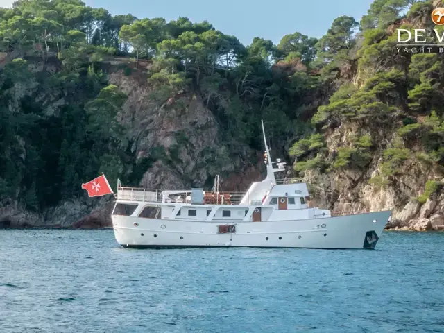 Steel Motoryacht 1900