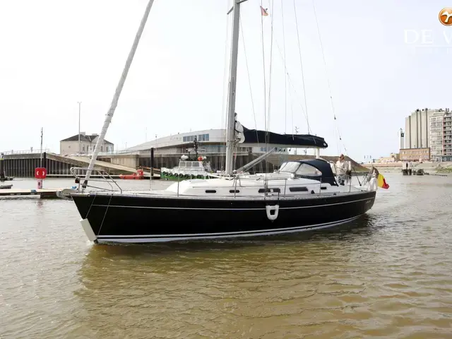 Hanse 371