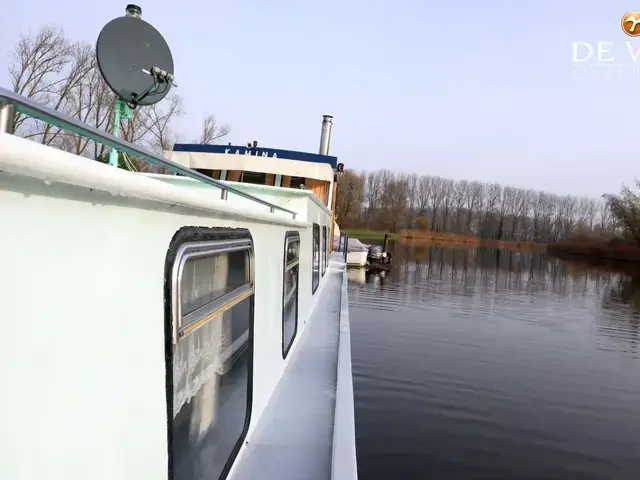 Vlet Houseboat 19m