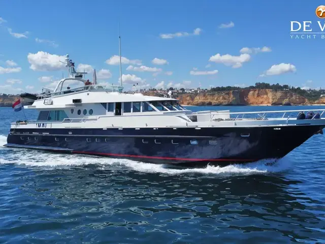 Heesen 90