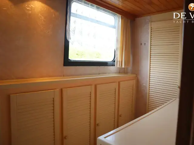 Vlet Houseboat 19m