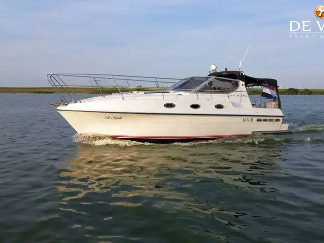 Azimut Az 28