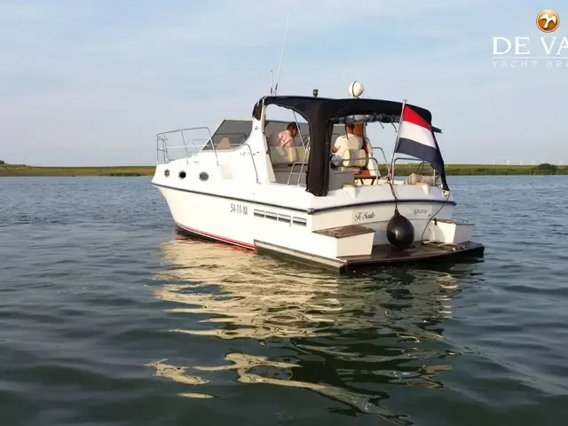 Azimut Az 28