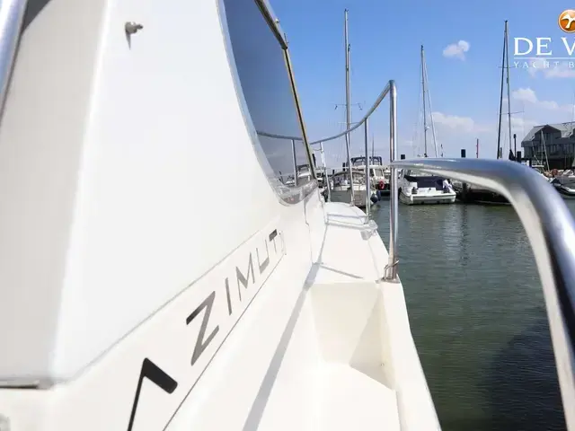 Azimut Az 28