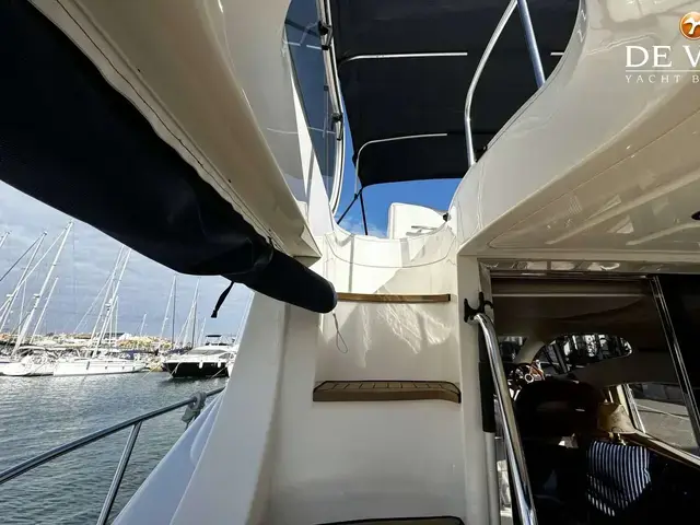 Azimut 42