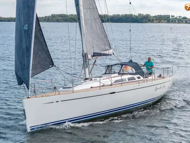 Ava Yachts 403   Light Weight Cruiser Racer