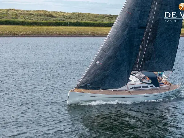 Ava Yachts 403   Light Weight Cruiser Racer