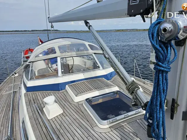 Hallberg-Rassy 42 F