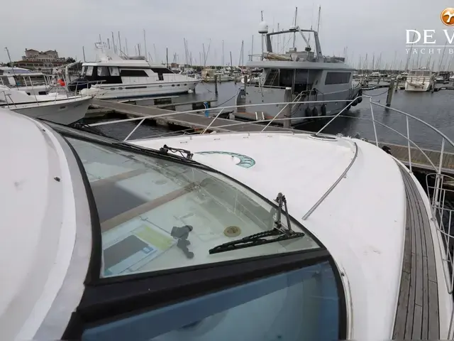 Fairline Squadron 55