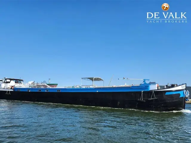 Spits 38 M Liveaboard Vessel