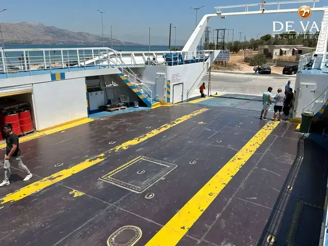 RO/PAX DOUBLE ENDED FERRY 72 M