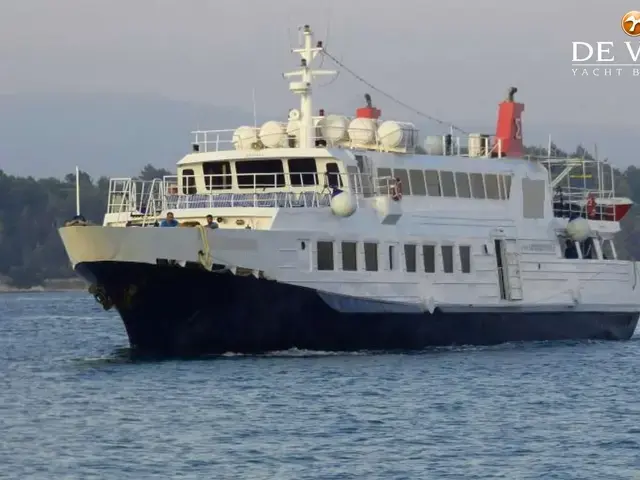 EVPATORIA PASSENGERS SHIP 40 M