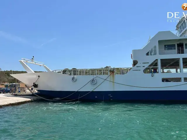 RO/PAX DOUBLE ENDED FERRY 72 M