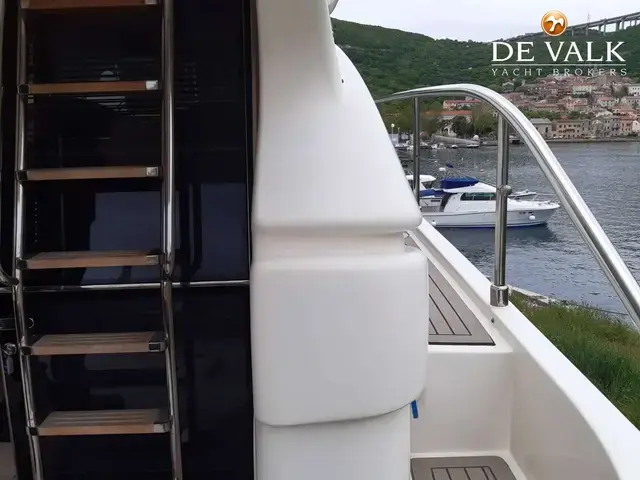 Ferretti Yachts 46