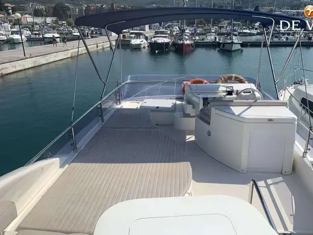 Ferretti Yachts 500 Elite