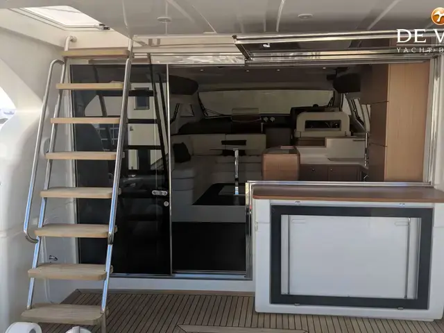 Ferretti Yachts 510