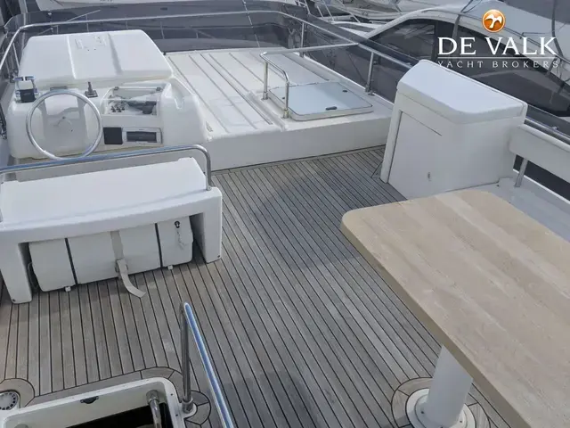 Ferretti Yachts 510