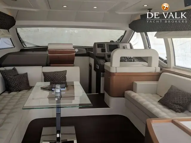 Ferretti Yachts 510